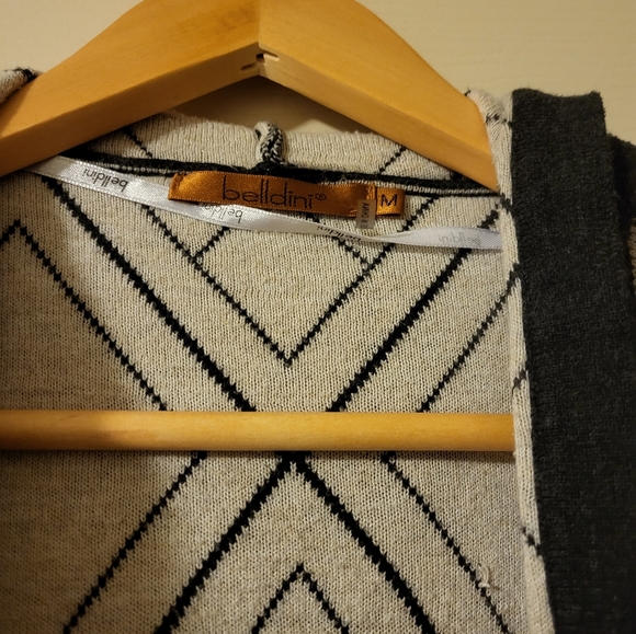 Belldini cardigan Sz Medium - Picture 2 of 3